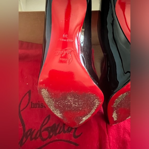 Christian Laboutin Hot Chick - 100mm heel -black patent - rarely worn - Picture 7 of 8